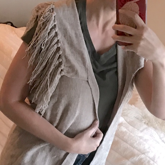 Cashmere Boho Fringe Vest Sweater Duster - Picture 4 of 11